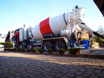 LKW Ein LKW von Baustoffservice Kretzschmar.